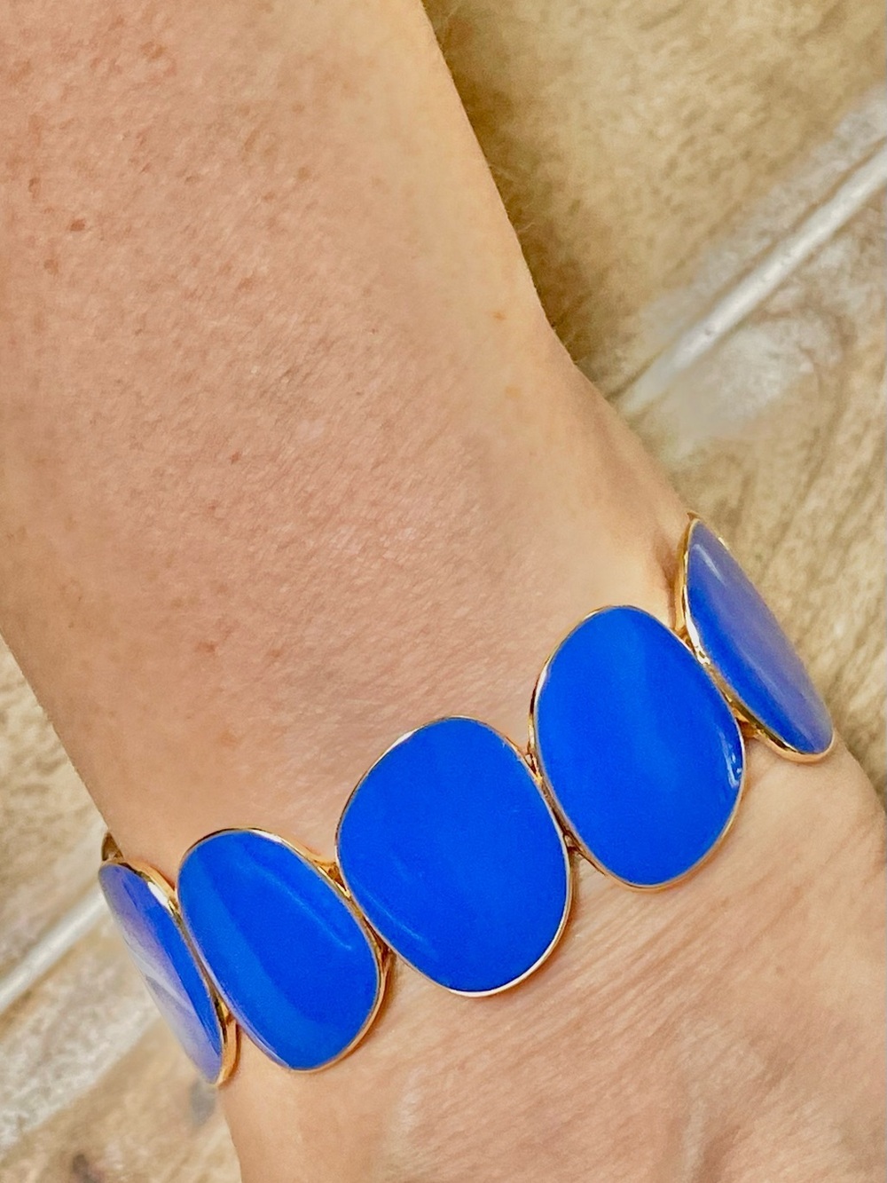 Cobalt Blue Oval Stone Stretch Bracelet